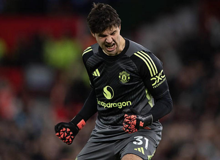 45次长传的曼联实验：英超第3名的门将战术，真能稳住吗？