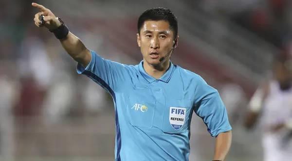 苏超决赛11月1日19:35：南通队对泰州队，马宁(足球裁判)执法能不能别翻车？