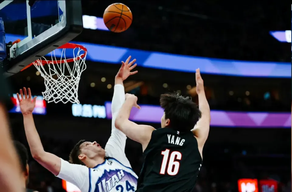 波特兰开拓者队4胜2负，nba杨瀚森首度坐冷板凳，比卢普斯人设还能救？
