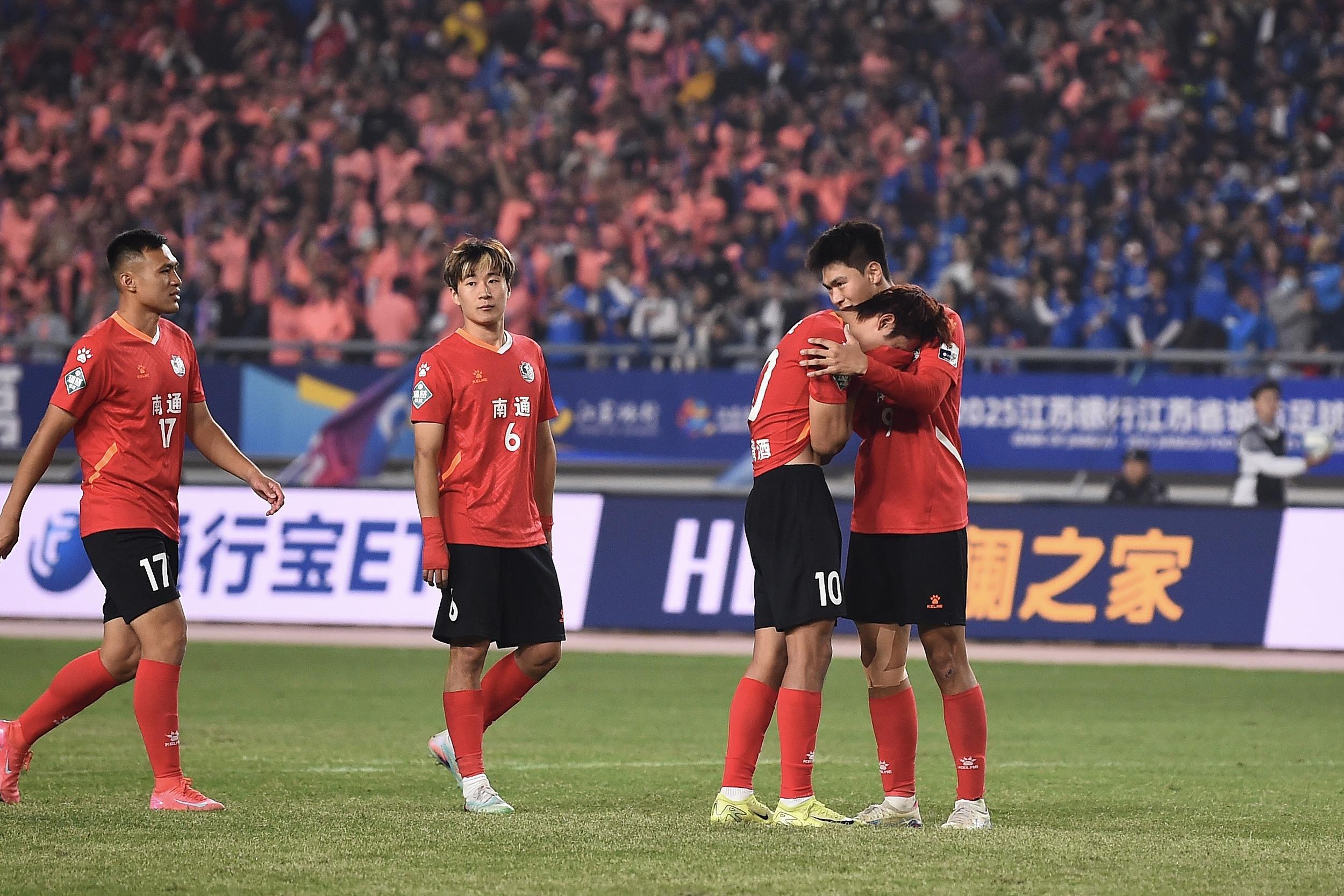 泰州点球4-3绝杀，南通队苏超12场不败被拿下