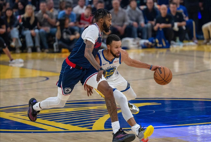 快船2胜2负暴露3大怪圈，詹姆斯·哈登和伦纳德在NBA被拷问