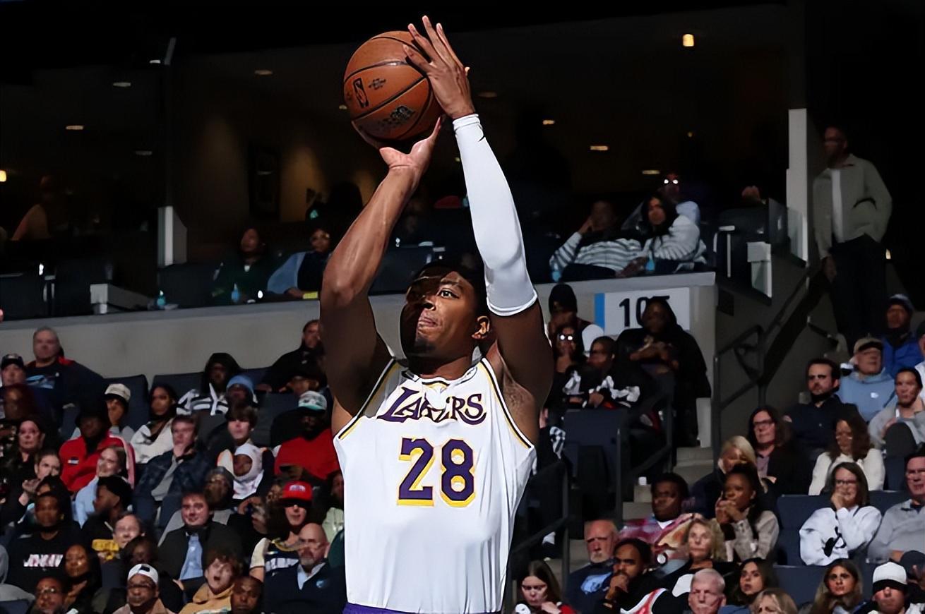 湖人117-112拿下2连胜，八村塁9分够味吗？NBA已见裂缝