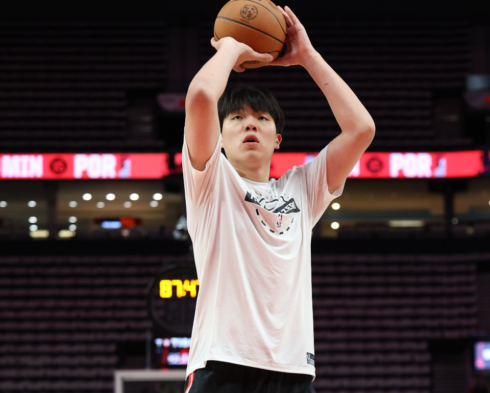 11月4日回归有悬念？杨瀚森被下放发展联盟，波特兰开拓者的NBA轮换谜团