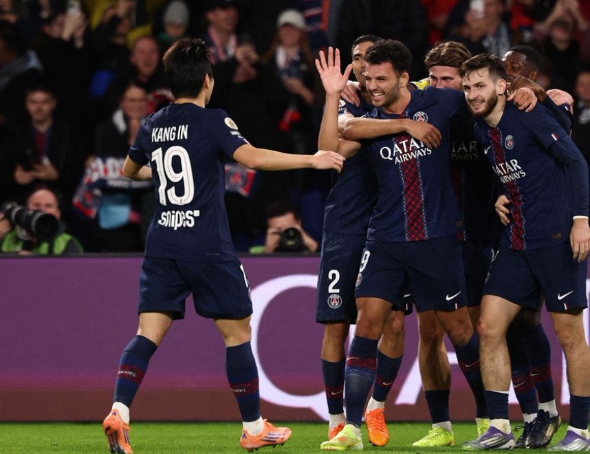 法甲第11轮94分钟绝杀：巴黎圣日耳曼1-0靠贡萨洛-拉莫斯暂领4分