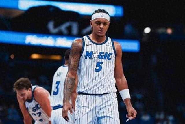 魔术连败4场、东部倒数第3，NBA的三巨头梦碎还是磨合？