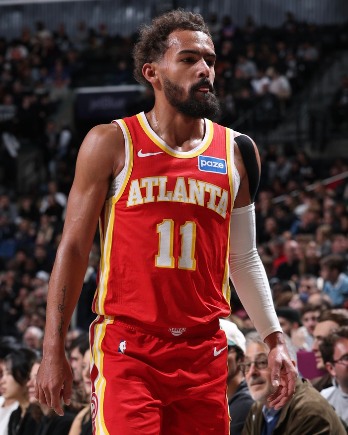 4周无法出战，特雷杨右膝扭伤冲击NBA战局与球队化学反应