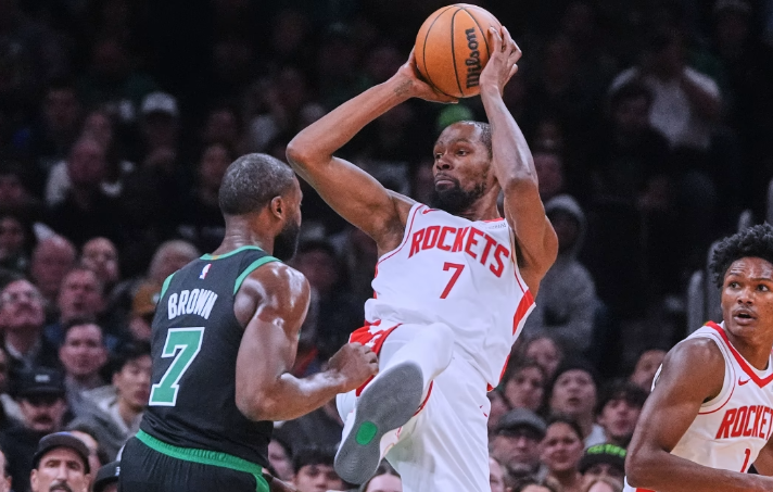 火箭队128-101屠戮凯尔特人，NBA三连胜27分差让人懵