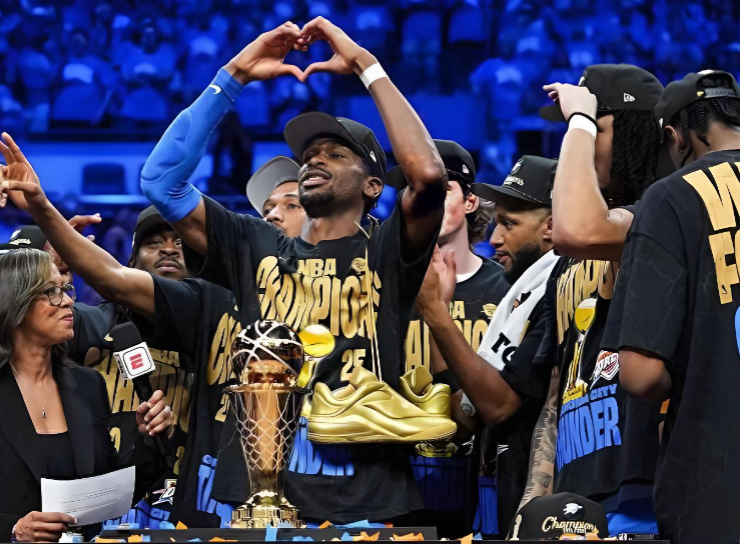 9大趋势说透NBA新赛季：七年七冠乱象后，湖人绿军快船队还能翻身？