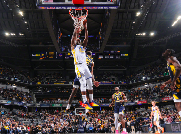 114-109翻盘！北京时间11月2日NBA常规赛：勇士被步行者21-5逆转，斯蒂芬·库里惹争议