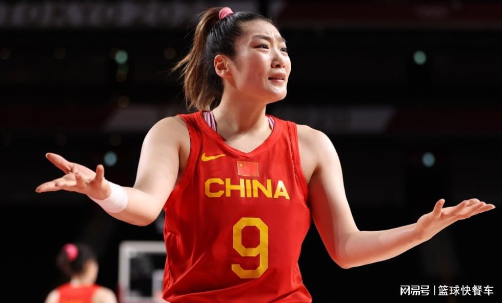 WCBA少3队退赛、工资帽上线:中国女篮要重整旗鼓,比NBA更苦是福?