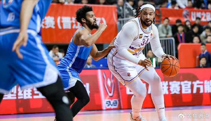 33岁萨林杰回CBA，广东宏远三外援到位，冠军拼图是补丁还是炸弹？