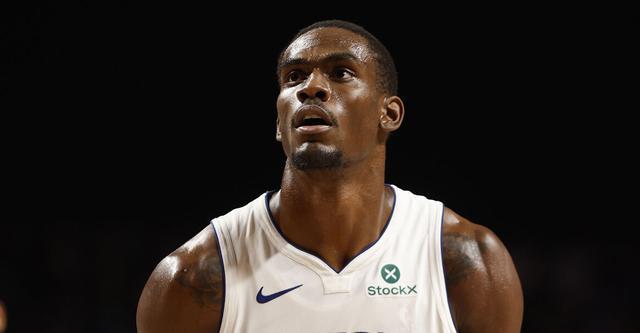 杜伦33+11砸烂达拉斯防线，活塞122-110给NBA墨西哥赛交作业