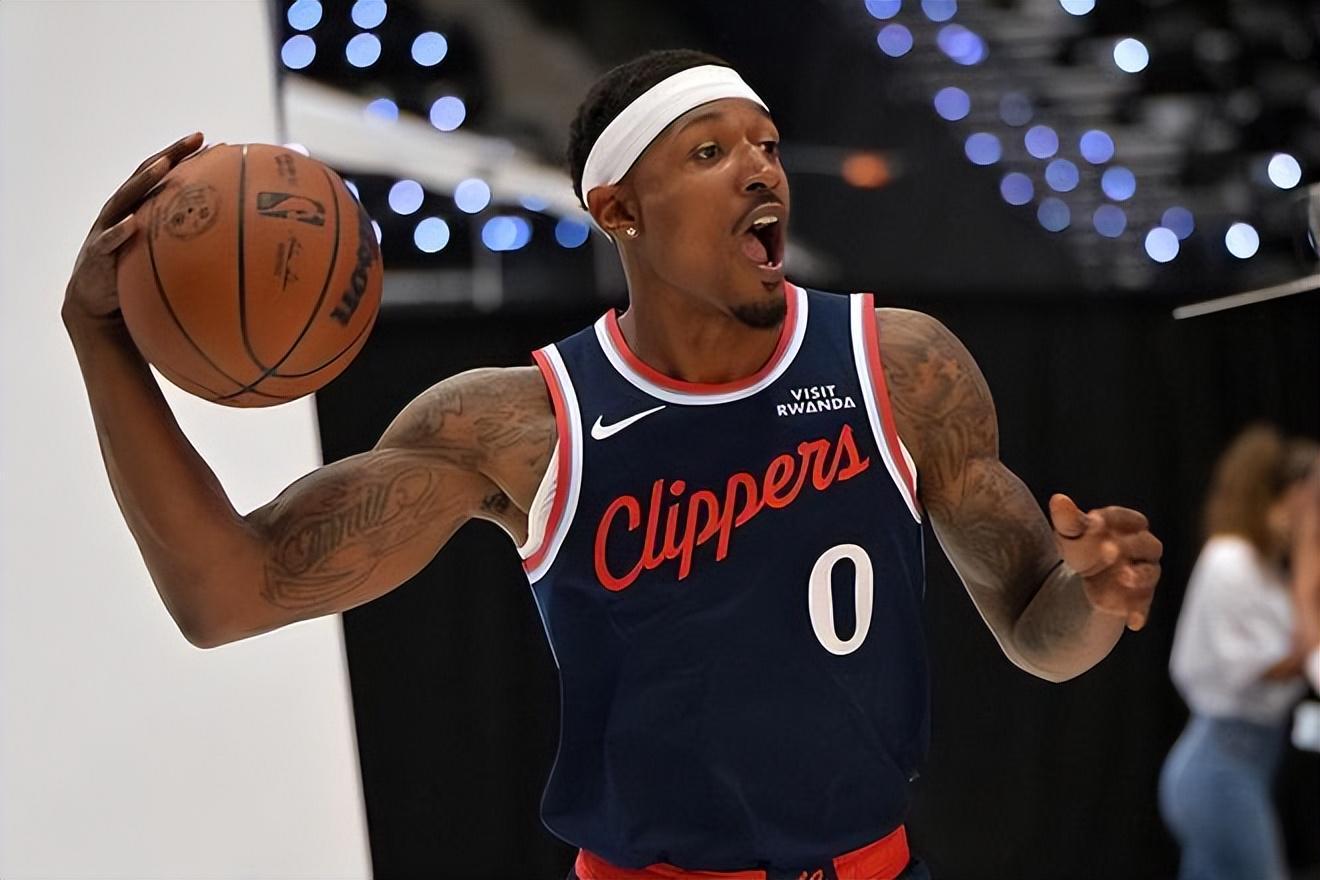 比尔一开口就定了1条路：快船队和NBA别想手软