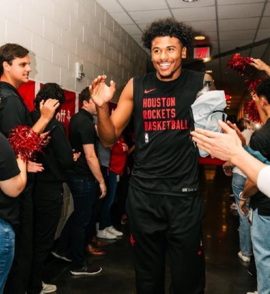 火箭队3连胜下的惊喜：谢泼德场均+6分，NBA新星还能被喷到什么时候？