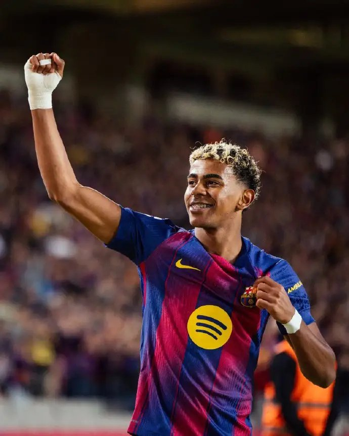 巴塞罗那3-1埃尔切，西甲第11轮10连胜，数据还是演出？