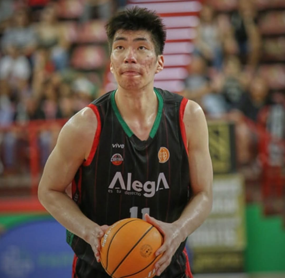 西乙第6轮：余嘉豪替补19分钟0分，数字比戏份还尴尬