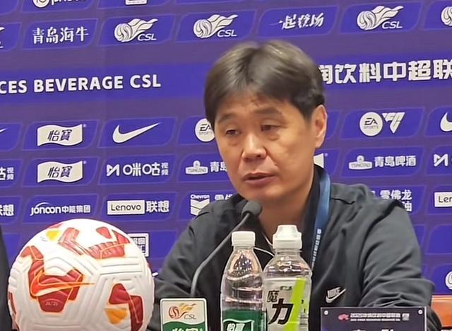 中超29轮：青岛海牛1-0击败武汉，李霄鹏这两场谁不服？