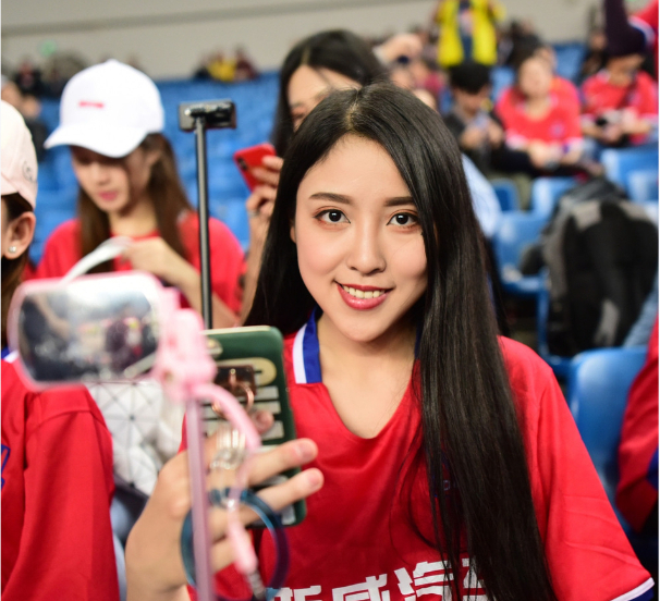 泰州62329人见证夺冠，苏超拿下139亿热度，比英超还响