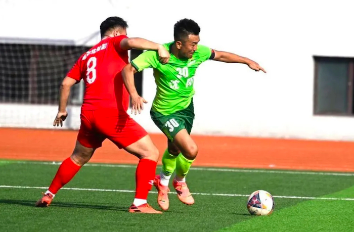 苏超单场破6万，草根变生意：辽宁的辽超还差几步走爆？