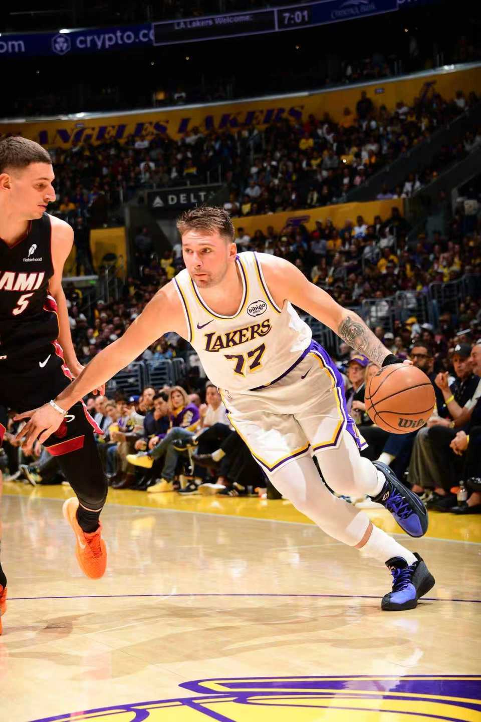 11月3日NBA：东契奇29+11+10助湖人3连胜反超波特兰开拓者