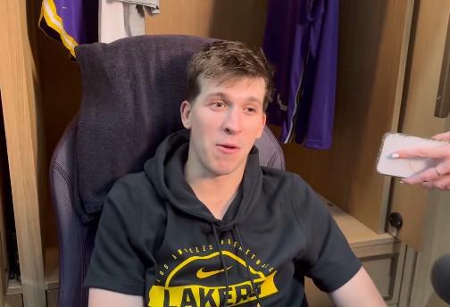 湖人130-120拿下热火，里夫斯送出历史性空接，NBA竟然见证了父子都被他助攻？