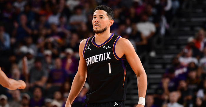 太阳130-118胜马刺，布克7场210分52助攻写NBA新篇