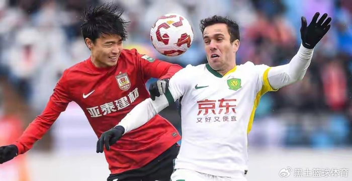 4-0横扫！中超第29轮北京国安惩罚长春亚泰，谭龙泪洒赛场