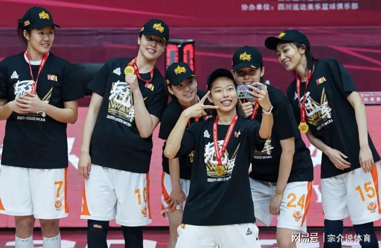 两连冠豪门或退赛，内蒙古告别wcba让中国篮球像英超翻车