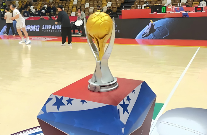 12月3日12队开战：第二届CBA俱乐部杯争200万奖金，像NBA英超那样热闹？