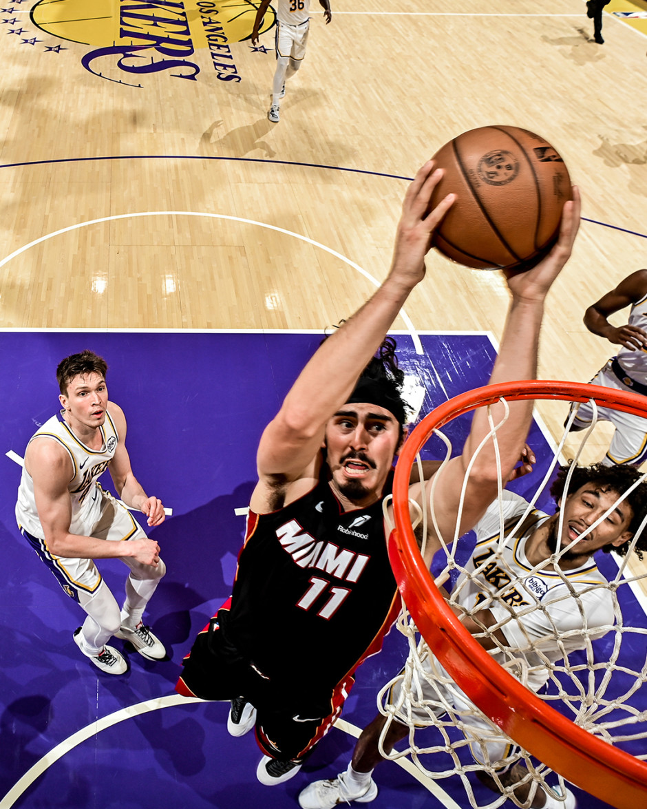 11月4日NBA对决：热火客战快船，背靠背体能能撑几节？