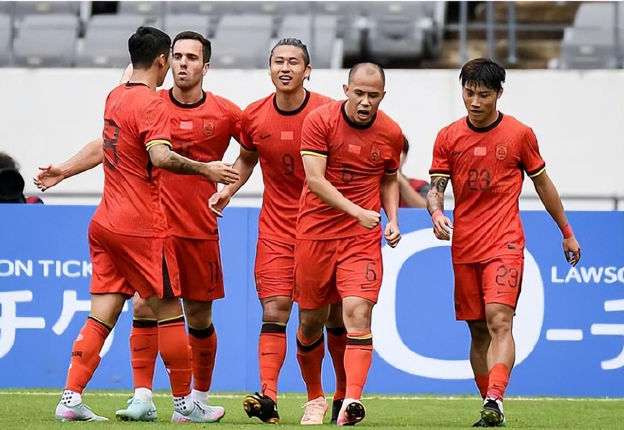 4个月无国足主帅，训练场比英超转会窗还冷清，中国足协效率让人无语