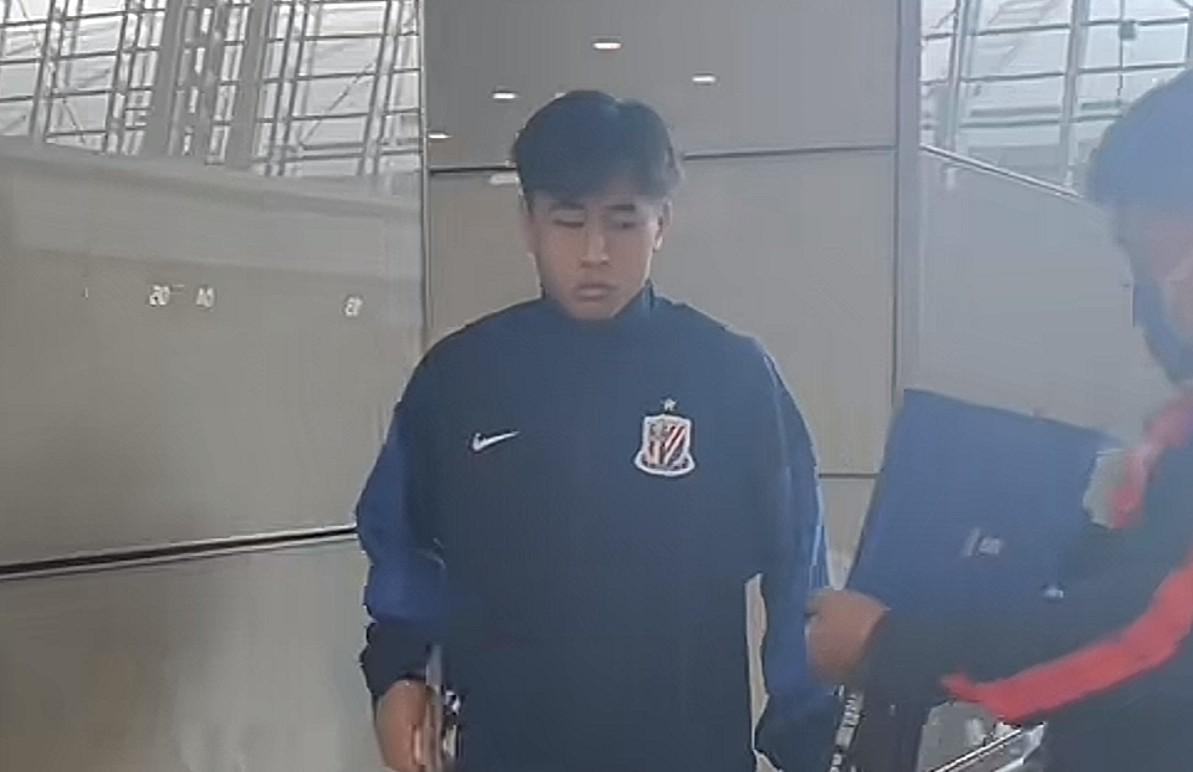 10小时折腾去919公里?亚冠第4轮,上海申花队五外援+两新援带队出征马来西亚