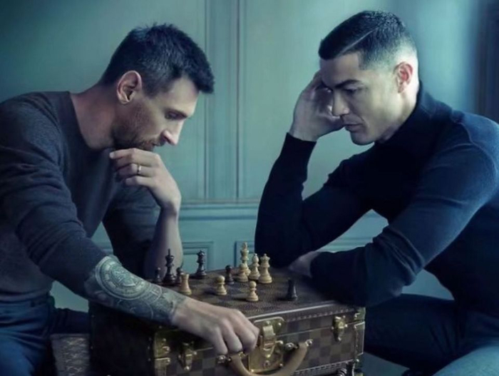 北京时间11月4日22:00摩根开聊：克里斯蒂亚诺·罗纳尔多怼声再起，英超与欧冠的旧账翻动