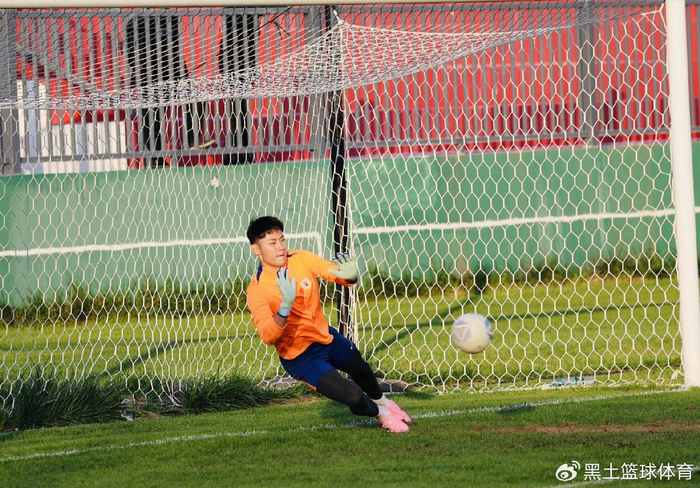 27日广东出征：山东队U20冲全运会，热身赛节奏像英超也想学NBA火力