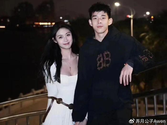 21场出场、5.4分钟？NCAA的王泉泽妹妹，回WCBA能抢位吗