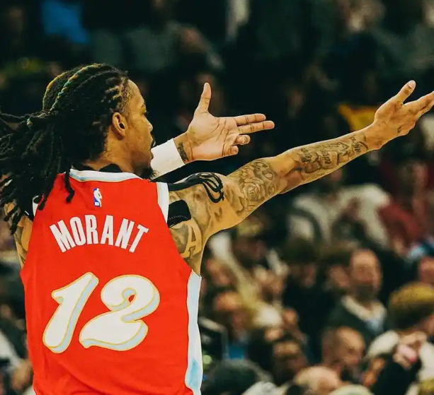 3年滑落：莫兰特从联盟前十到无接盘侠，NBA市场冷了，灰熊早下手重建？