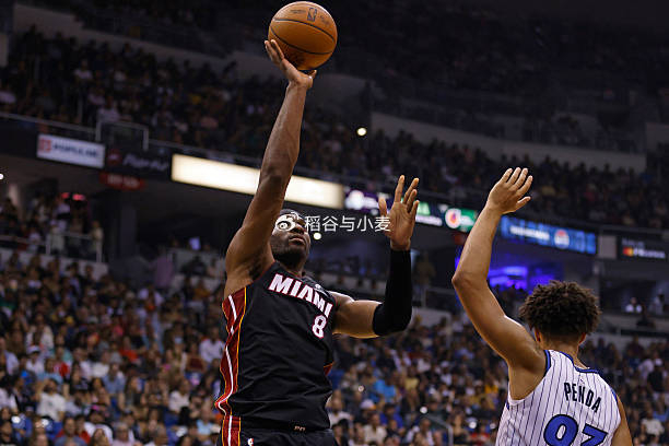 25岁阿丘瓦或被国王签下，常规赛四号位告急，NBA都得盯着