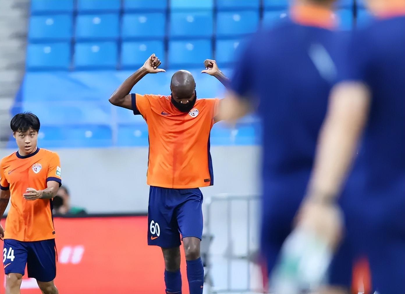 7球证实神锋本色，兰克尔泽要价10万，青岛海牛中超联赛能承受吗？