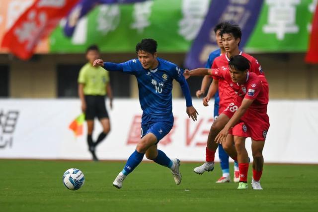 苏超85场吸引243.3万人次观赛，开赛到决赛比英超、NBA更接地气？