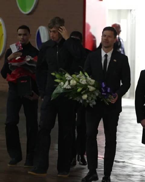 1个红手柄搅局欧冠场边，皇马代表被指向迪奥戈·若塔致意引争议