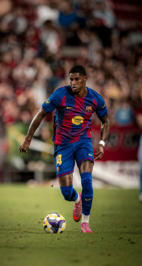 巴萨14场6球惊呆英超球迷？西甲+欧冠双线考验下的马库斯·拉什福德和曼联纠葛