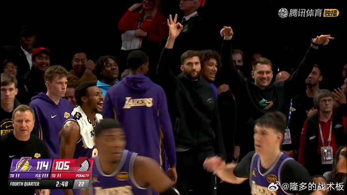 20号搅局！湖人在NBA对决里被开拓者的“神秘人”偷了光