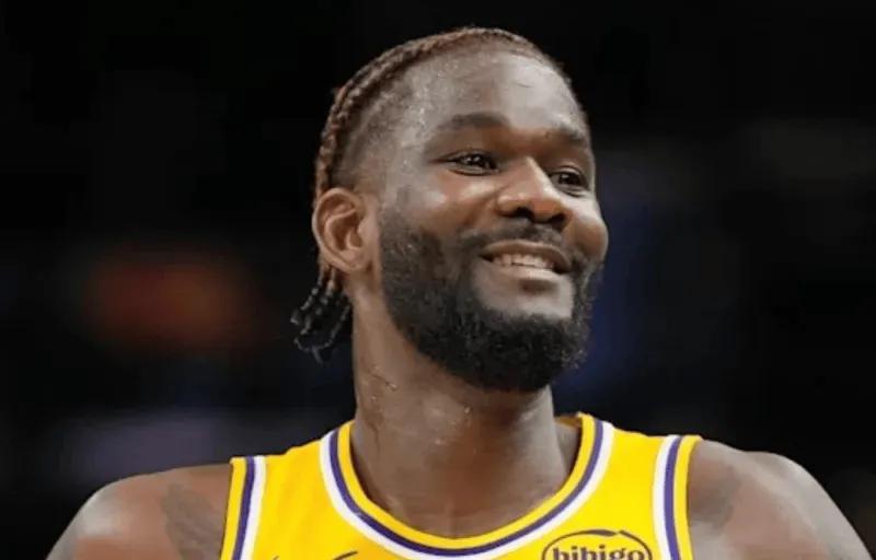 123-115！湖人逆转开拓者，艾顿29+10拯救NBA夜晚的悬念