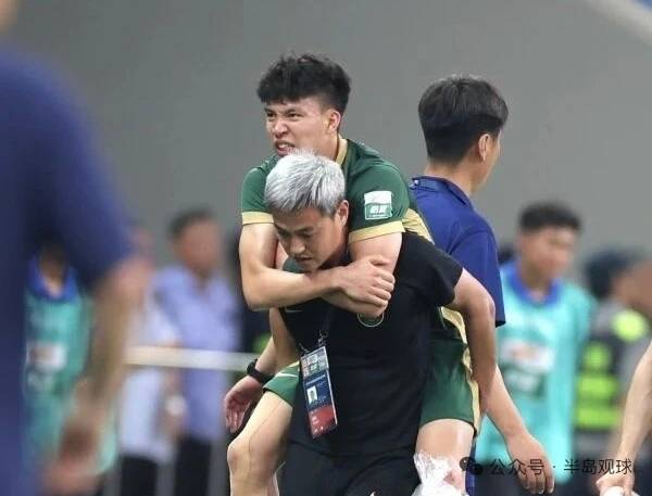 浙江队0-1输给新疆，U20小组成生死局，英超式失误也来凑热闹