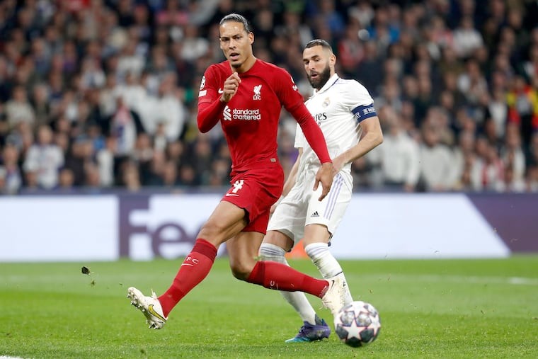 4场欧冠对垒后的尴尬：范戴克差点去皇家马德里，利物浦情绪票不退