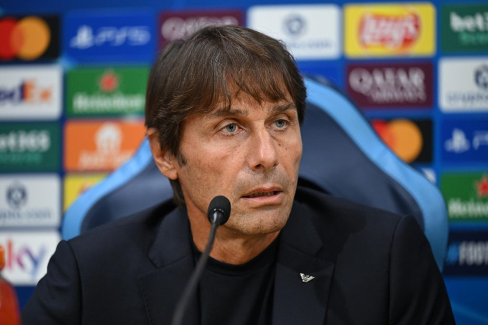 11月5日欧冠对决：那不勒斯主场战法兰克福，孔蒂要顶住双线压力吗？