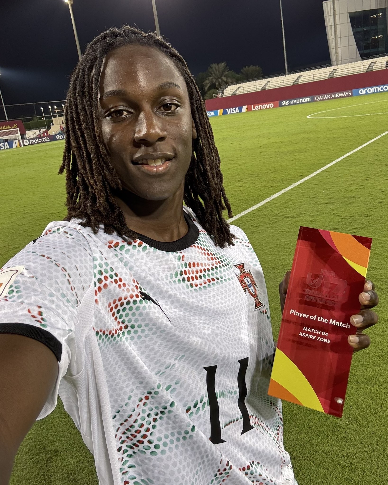 U17葡萄牙6-1大胜，17岁本菲卡新星比欧冠金童更会抢镜