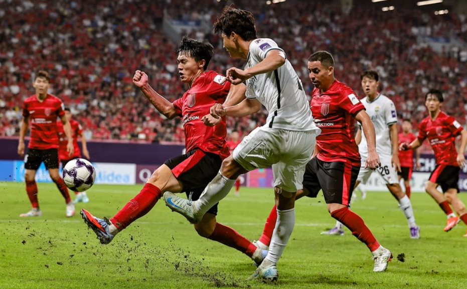 亚冠第4轮0-0，蓉城带走首客积分，中超提前出局后的尴尬演出