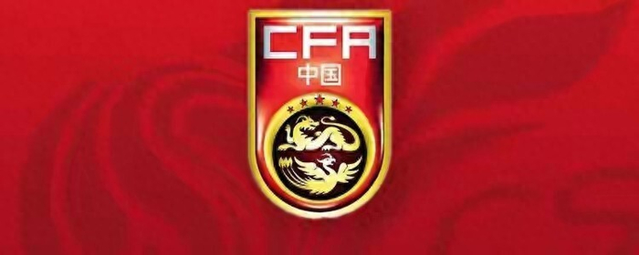 国足锁定3人候选：中超三帅谁能把经验搬到英超节奏？