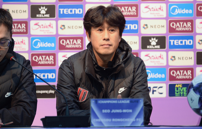 亚冠客场0-0 FC首尔：成都蓉城拿到首分，但中超阴影还在（0-0）